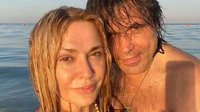 Горячая Ольга Сумская показала, как соблазнительно танцует в купальнике