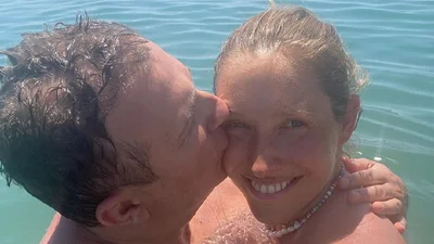 Любов і очікування дива: як Юрій Горбунов та Катя Осадча відпочивають в Туреччині