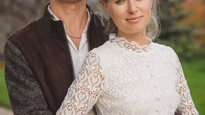 Ольга Горбачева показала семейные фото с мужем и детьми в честь годовщины