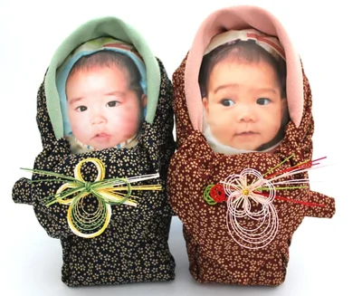 В Японии новый тренд – родственникам присылают мешки с рисом в виде детей - фото 521205