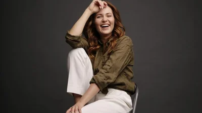 Фатальна жінка: Наталка Денисенко в спокусливому купальнику побавилася в басейні