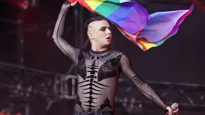 MELOVIN розповів, як батьки відреагували на його камінгаут