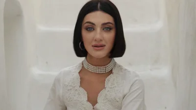 Сніжана Бабкіна показала, як голенькою відпочиває в готельному номері