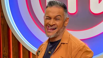 Закоханий Ектор Хіменес-Браво вперше засвітив фото зі своєю дівчиною