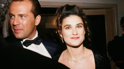 Дочь Брюса Уиллиса и Деми Мур показала архивные фото молодых актеров