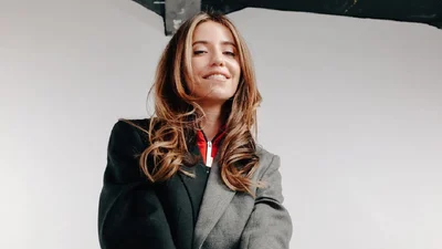 Надя Дорофєєва віддалась відпочинку і сфоткалась топлес