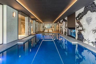 The Weeknd купил дом за 70 млн долларов, и вот какой он внутри - фото 522063