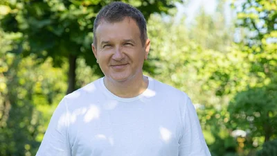 Юрій Горбунов опублікував перше та дуже ніжне фото з новонародженим сином