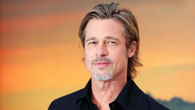 Бред Пітт змінив імідж для нового фільму, і на цих кадрах він такий красунчик