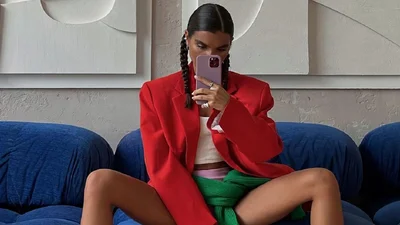 Модні кольори осені 2021 року на прикладі зірок вуличного стилю