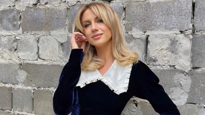 От новых фото Леси Никитюк в латексном костюме и на шпильках срывает крышу