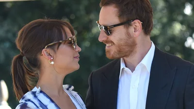 Акторка Алісія Вікандер підтвердила, що вперше стала мамою