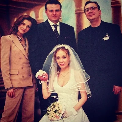 Евгения Власова призналась, что вышла замуж без любви - фото 524309