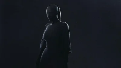 Дивакуватий наряд Кім Кардашьян на Met Gala-2021 напоровся на купу мемів