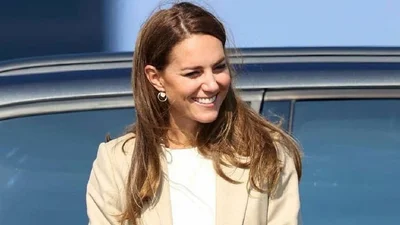 Кейт Міддлтон повернулася з канікул, і ось її перший офіційний вихід