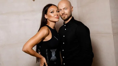 Влад Яма показав архівні кадри зі свого таємного весілля