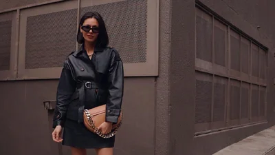 15 стильних луків, які переконають тебе, що чорний - це ненудний колір для осені