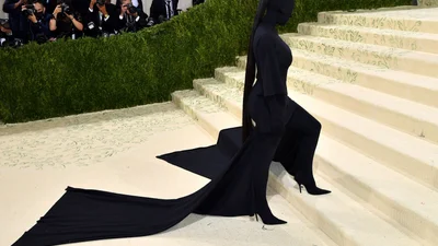 Зачіска Кім Кардашьян для Met Gala 2021 коштувала 10 тисяч доларів