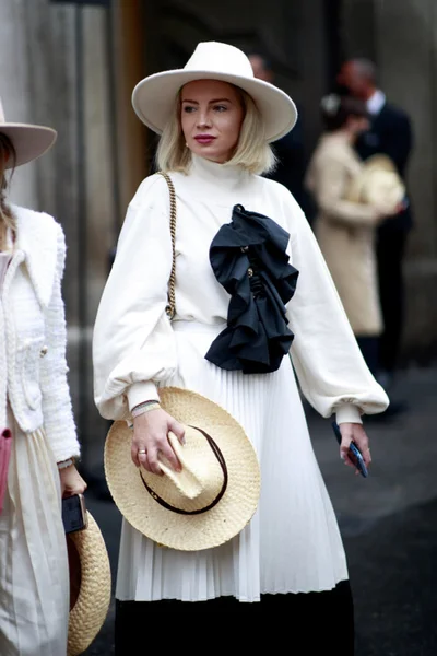 Осіннє натхнення: вуличний стиль на Тижні моди в Мілані - фото 525539
