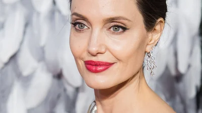 Ось в яких стосунках Анджеліна Джолі та The Weeknd