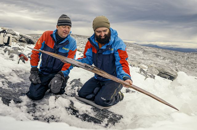 Археологи нашли самые старые в мире лыжи, и вот, на чем катались наши предки - фото 526548