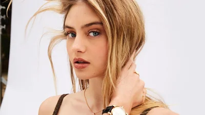 17-летняя дочь Хайди Клум обнажила грудь