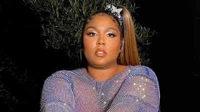 Занадто відверто: пишнотіла Lizzo у геть прозорій сукні показала дупку і станцювала тверк