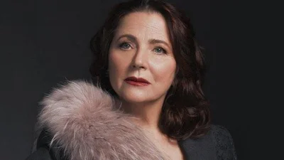 Юная и чувственная: в сети появилось фото Нины Матвиенко 50-летней давности