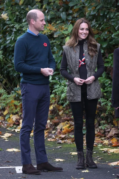 Кейт Миддлтон и принц Уильям в Шотландии - новые фото королевских супругов - фото 528618