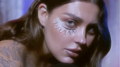 Шалені експерименти й музична експансія: гурт KAZKA випустив новий альбом