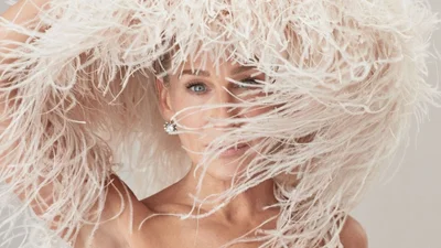 Нова розкішна фотосесія 56-річної Сари Джессіки Паркер для Vogue