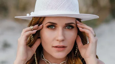 Наслаждайся фигурой Наталки Денисенко на редком фото в купальнике