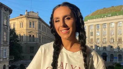 На домашнем: Джамала очаровывает натуральными снимками без макияжа