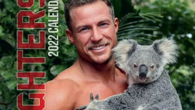 Напівголі австралійські пожежники знялися для календаря 2022