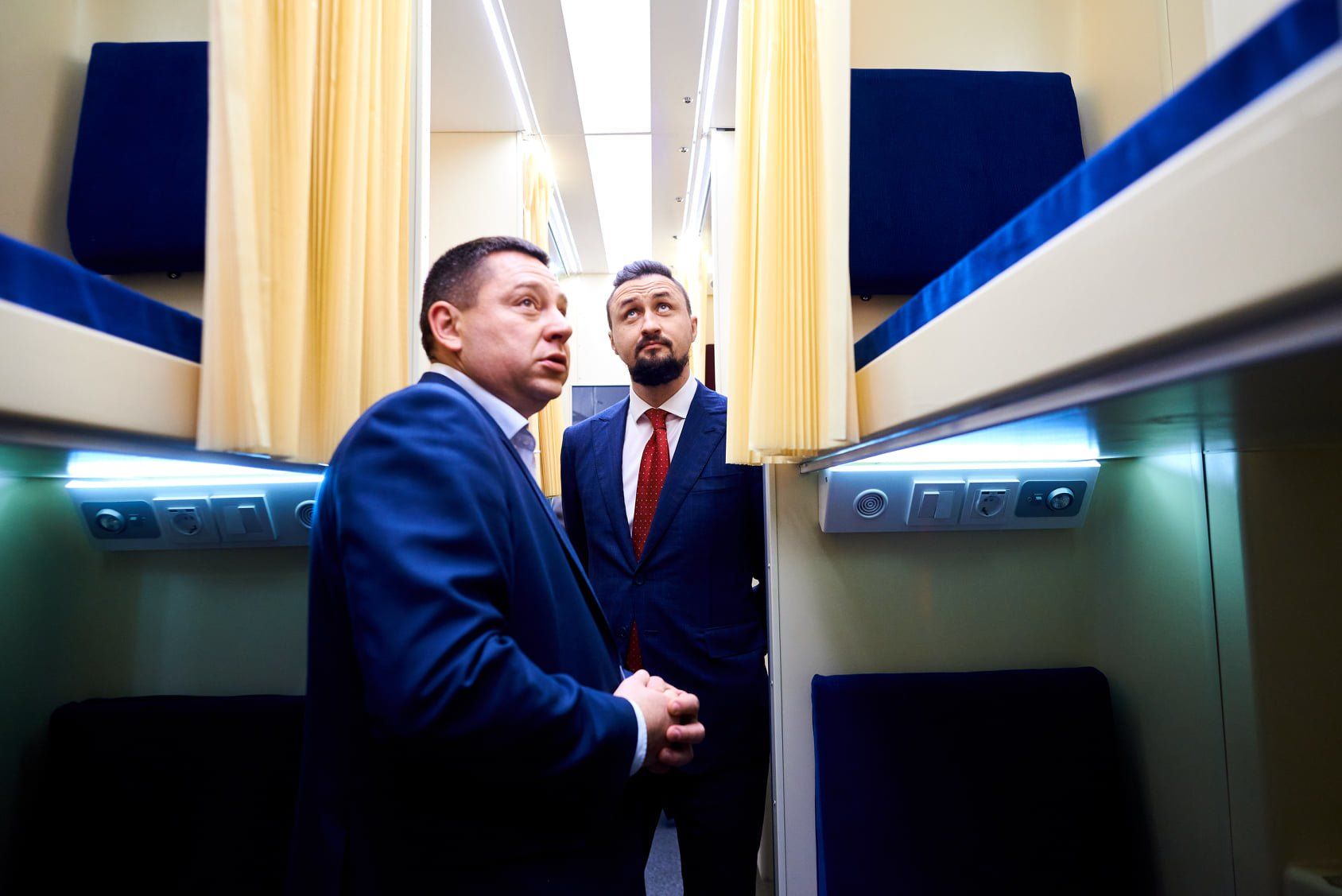 Ужас клаустрофоба: Укрзалізниця представила новый вагон, но люди не заценили - 529810 Ужас клаустрофоба: Укрзалізниця представила новый вагон, но люди не заценили - фото 529810