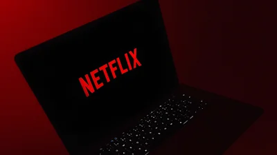 Netflix запустил недельный рейтинг фильмов и сериалов, и вот что смотрят в Украине