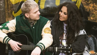 Настя Каменских выпустила чувственный трек с финалистом "Співають всі" Васей Демчуком