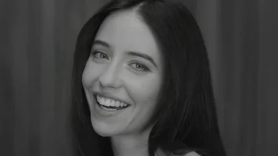 Я твоя не первая: DOROFEEVA сняла клип на хит группы "Тату"