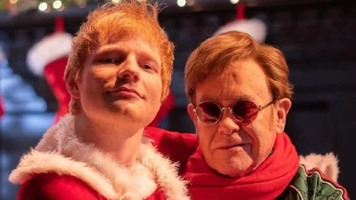 Все обсуждают новый рождественский клип Эда Ширана и Элтона Джона "Merry Christmas"