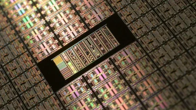 Илон Маск планирует чипировать людей уже в 2022 году