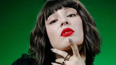 "Прощай" - новый трек MARUV, которым она говорит па-па старому периоду жизни