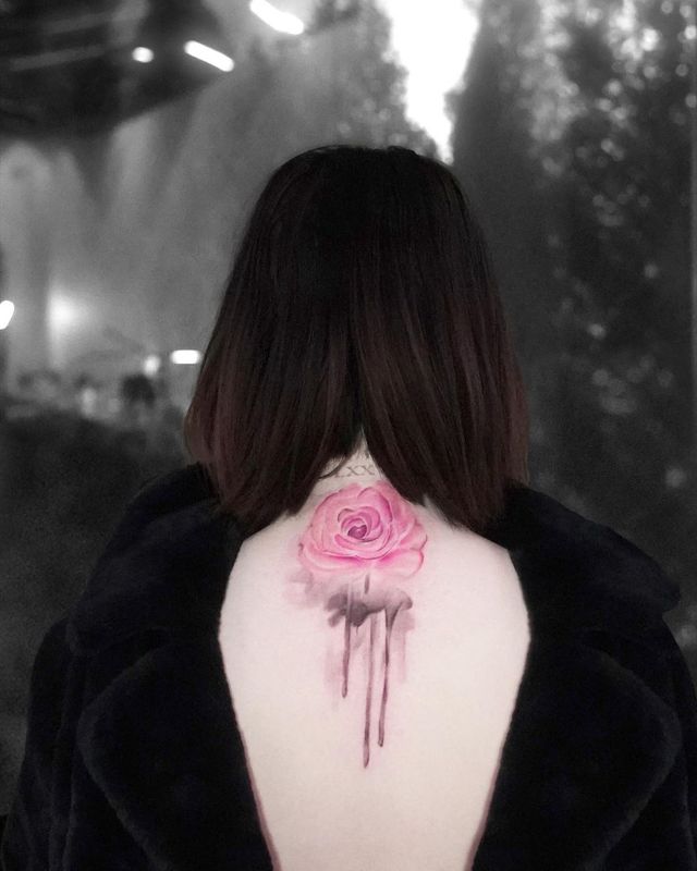 Селена Гомес наконец-то показала свою секретную татуировку во всей красе - фото 534928