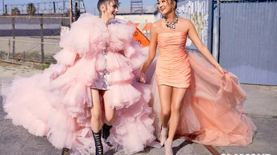 Головні акторки серіалу "Емілі в Парижі" знялися в стильному фотосеті