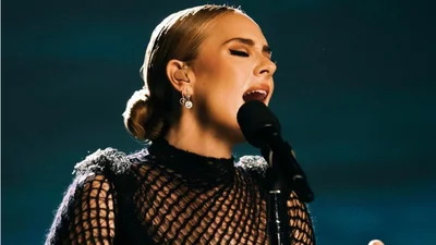 Адель здивувала зміною образу