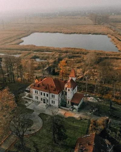 Три семьи 'скинулись' и выкупили замок на Львовщине - фото 536265