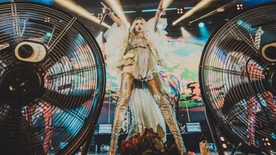 LOBODA випускає SUPERSTAR-шоу на своєму офіційному YouTube-каналі