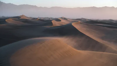В пустыне Сахара выпал снег – потрясающие фото