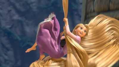 Реальная Рапунцель: сеть покорила девушка с седыми волосами