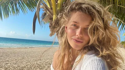 На тлі чуток про другу вагітність Регіна Тодоренко показала свою теперішню фігуру в бікіні