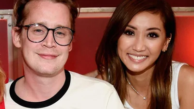 Маколей Калкин женится на матери своего сына